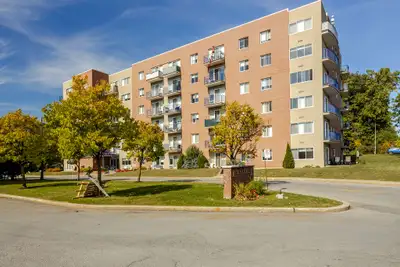 3.5,1,chambre,for,to,rent,à,louer,west island,ouest,ile, View more