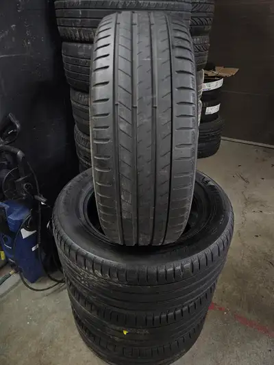 Nice staggered set of Michelin Latitude Sport 3 summer tires. 2 x 235/60/18 6/32nd tread remaining 2...