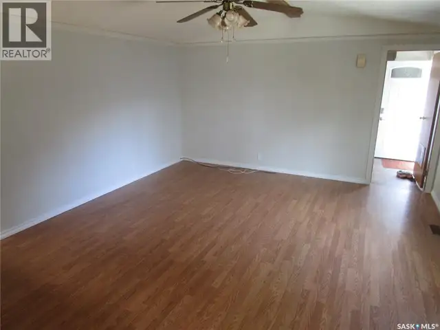28 Crystal DRIVE Edenwold Rm No.158, Saskatchewan in Houses for Sale in Regina - Image 8