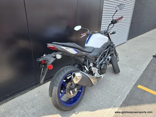 2017 Suzuki SV 650 ABS in Sport Bikes in Oshawa / Durham Region - Image 4