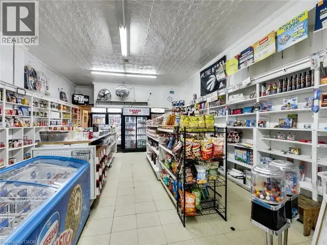 44 FRANCIS Street Hamilton, Ontario in Commercial & Office Space for Sale in Mississauga / Peel Region - Image 7