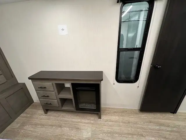 2025 Alpha Wolf 33RL-L Limited Couples Camper RV in Travel Trailers & Campers in Winnipeg - Image 21