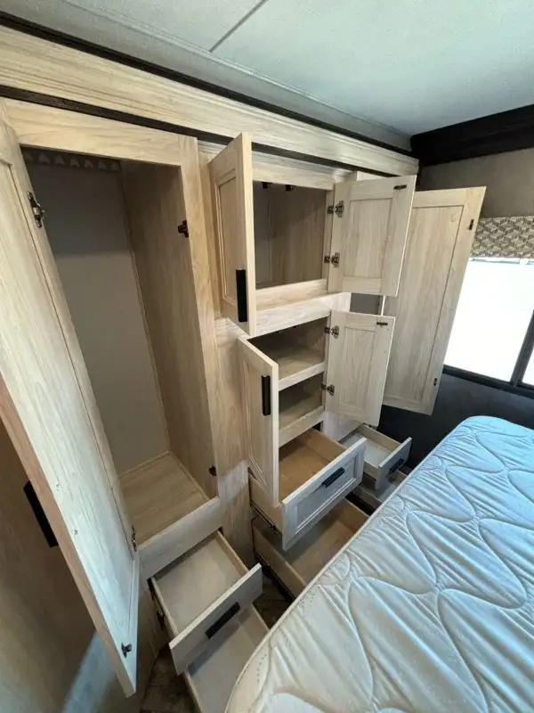 2023 Forester 3251 CD in RVs & Motorhomes in Laval / North Shore - Image 21