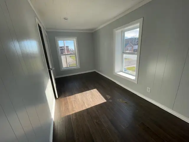 38 Octavia Street - 3 Bedroom Unit for Rent in Long Term Rentals in Belleville - Image 14