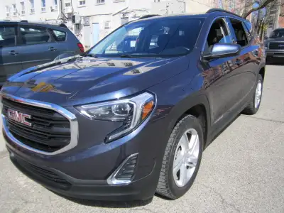 4x4 SLE PACKAGE. FINISHED IN GREY WITH BLACK INTERIOR. ALLOY WHEELS, HEATED SEATS, BACK UP CAMERA, A...
