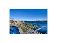 THE WATERCREST- 15 MAPLE AVE Situated in the heart of downtown Barrie and overlooking beautiful Kemp... (image 1)