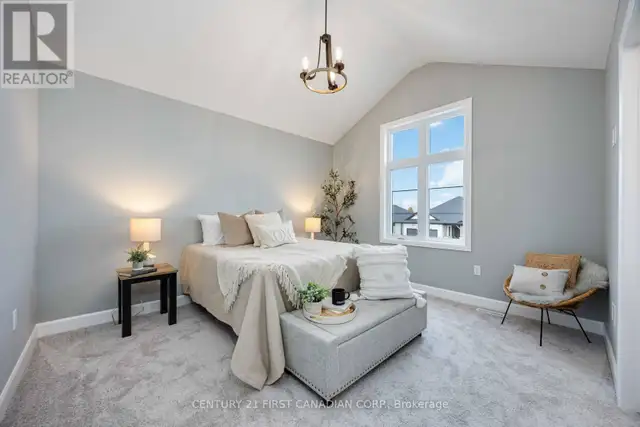 9 POSTMA CRESCENT North Middlesex (Ailsa Craig), Ontario in Houses for Sale in Grand Bend - Image 20