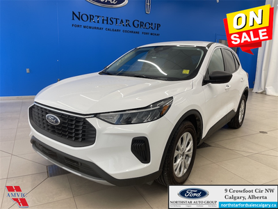Low Mileage, Apple CarPlay, Android Auto, Power Liftgate, Blind Spot Detection, Lane Keep Assist! As...