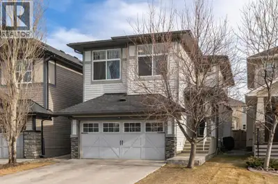 Air Conditioning | Hot Tub | Huge Backyard | Double Attached Garage | Granite Countertops | Stainles...