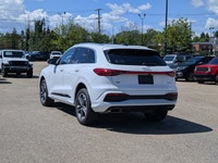 This pre-owned 2025 Audi Q5 2.0T delivers refined performance, premium comfort, and advanced technol... (image 3)