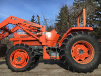 Kubota M7950DTF Tractor with Loader