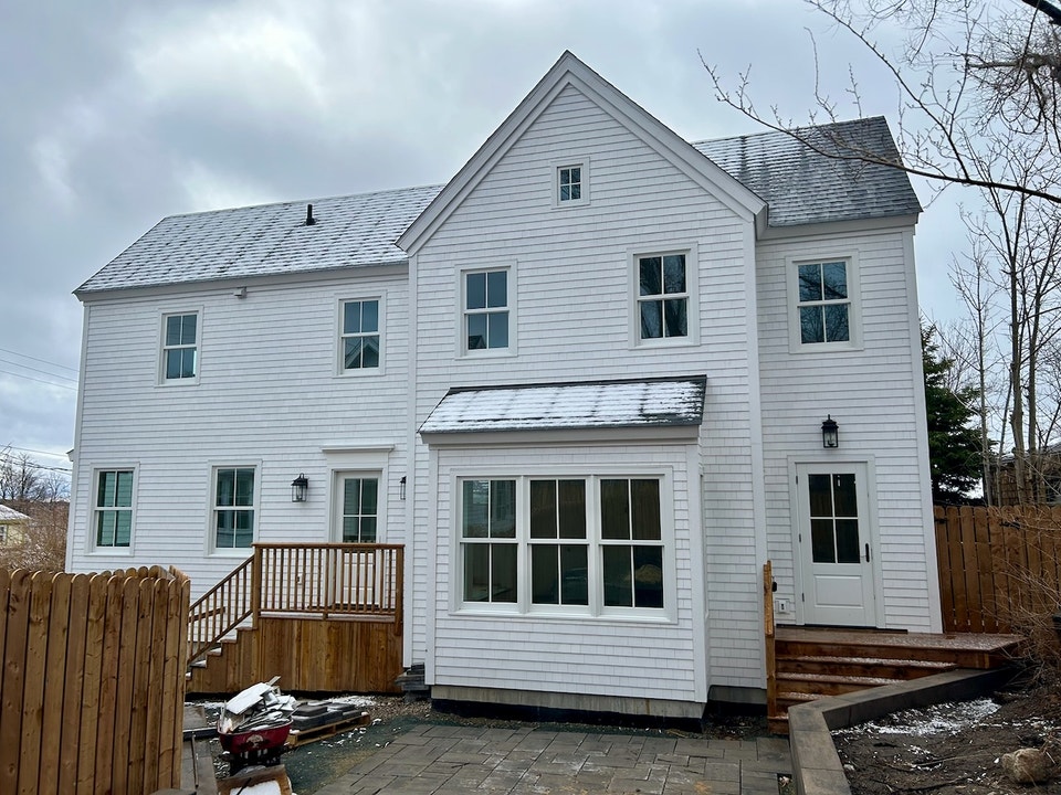 Three bedroom UNFURNISHED new build townhouse in Chester Village 2