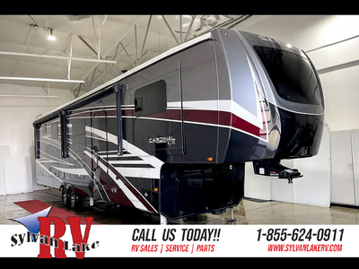 The 2022 Forest River Cardinal Luxury 370FLX is a fifth-wheel RV that blends high-end construction w...