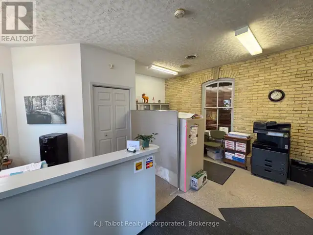 50 NORTH STREET N Goderich (Goderich (Town)), Ontario in Commercial & Office Space for Sale in Grand Bend - Image 6