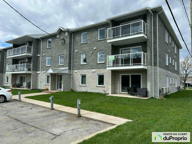 $410,000 - Condominium for sale in Longueuil (St-Hubert) — photo 1