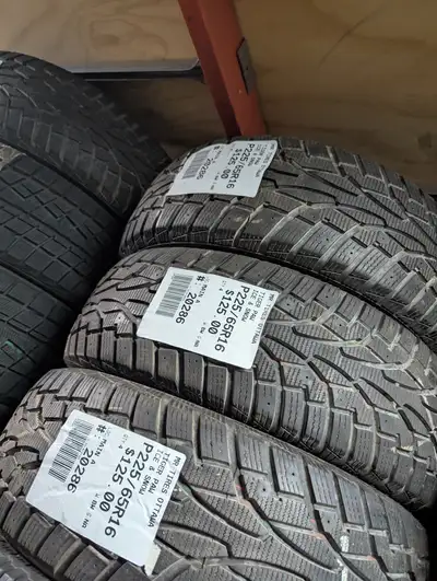 SET OF 4X P225/65R16 225/65/16 TIGER PAW ICE & SNOW (winter tires) TAG # 20286 MR. TIRES OTTAWA 4-32...