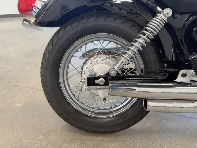 2025 Yamaha V-Star 250 in Street, Cruisers & Choppers in Winnipeg - Image 12