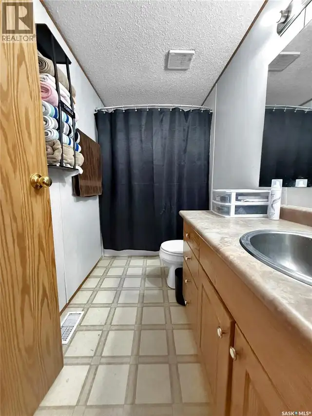 221 Turbantia STREET Esterhazy, Saskatchewan in Houses for Sale in Regina - Image 18