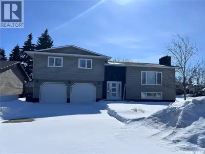 UPDATED and MOVE-IN READY home situated on a large corner lot! This stunning home has nice open conc...