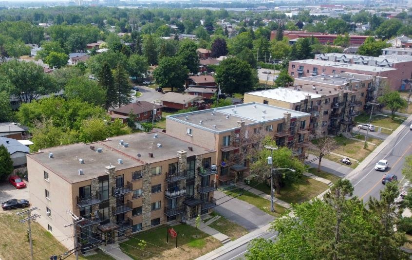 22 Saint-Elzéar Ouest — photo 2