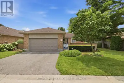Welcome to one of Byron's most sought after condominium communities. Built by renowned Eadie & Wilco...