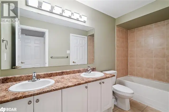 10 LORING DOOLITTLE Court Aurora, Ontario63005669858433124