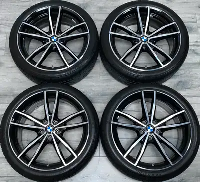 Selling a *LIKE BRAND NEW* set of original BMW G20 / G21 3 Series M340i 19" Style 791M gloss black w...