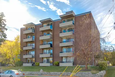 Apartments for Rent near Downtown Calgary - Forest Hills - Apart