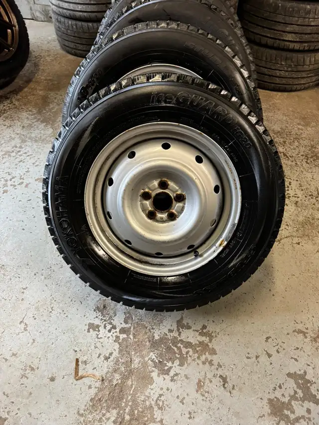 16” OEM SUBARU WHEELS 5X100 WITH 225/65R16 YOKOHAMA WINTER in Tires & Rims in Oakville / Halton Region - Image 2
