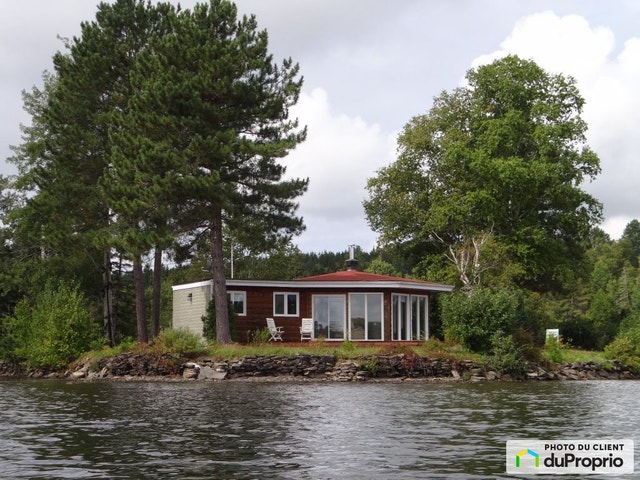 $250,000 - Cottage for sale in Ste-Paule — photo 1