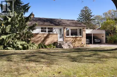 WELCOME TO THIS WELL MAINTAINED RANCH IN HIGHLY DESIRABLE SOUTH WINDSOR. THIS BRIGHT AND INVITING HO...