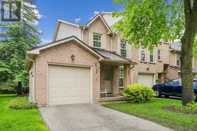 3 - 2272 MOWAT AVENUE E Oakville (RO River Oaks), Ontario