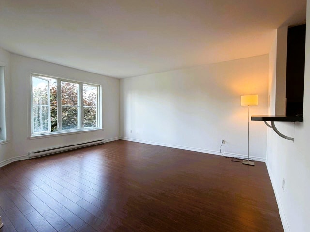 Condo de 2 chambre et 1 garage + parking — photo 1