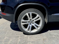 Crowfoot Hyundai, AMVIC Licensed Dealer Mileage 148,567 km Find premium German engineering and budge... (image 4)