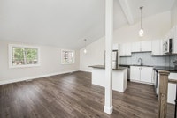 Forest Glen Townhomes are nestled in the heart of Mississauga at Williamsport and Bloor. With an abu... (image 8)