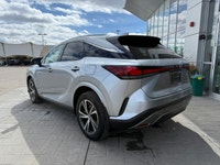 This 2023 Lexus RX350 Premium debuts a new, bold and alluring body. Designers built on the foundatio... (image 1)