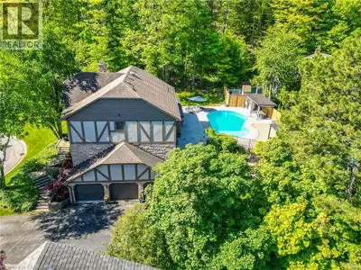 Executive Niagara Escarpment Home with Inground Pool & Full In-Law Suite - Located on a quiet cul-de...