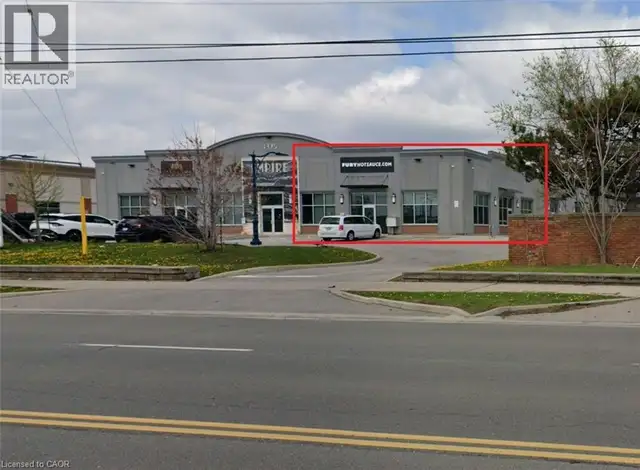 3325 HARVESTER Road Unit# 1 Burlington, Ontario in Commercial & Office Space for Rent in Oakville / Halton Region - Image 2