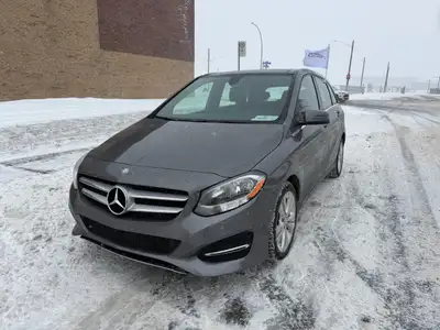Rencontrez votre prochain compagnon d'aventure : la Mercedes-Benz B-Class 2017 dans une élégante fin...