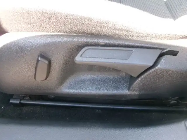 2012 Volkswagen Golf 2.5 in Cars & Trucks in Muskoka - Image 13