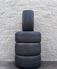 (97%) 2x 275/35R22 & 2x 315/30R22 Pirelli Scorpion Winters City of Toronto Toronto (GTA) Preview