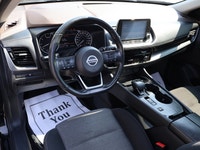 ACCIDENT FREE 24 SERVICE RECORDS LOCAL ONATRIO CAR Nice Clean Nissan Qashqai SV 2.0L with Automatic... (image 7)