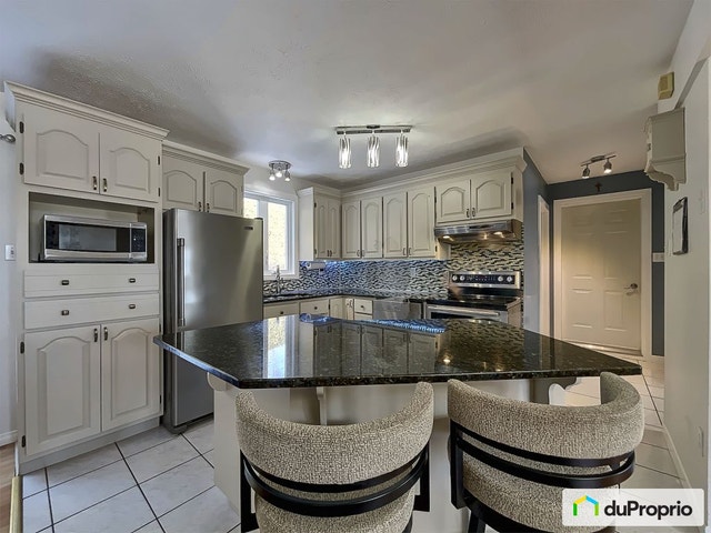 $549,000 - 2 Storey for sale in Sherbrooke (Fleurimont) — photo 3