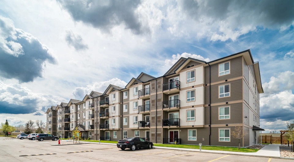 Pet-Friendly Two Bedroom Two Bath with In-suite Laundry for Rent 3