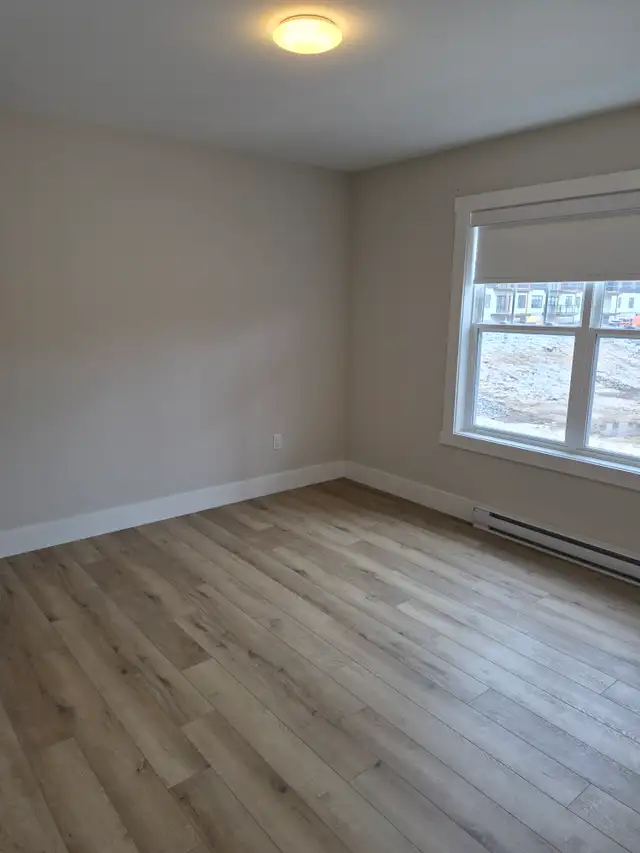 39 Dobbin St 2 bedroom apartment in Rothesay 2nd & 3rd Floor in Long Term Rentals in Saint John - Image 9