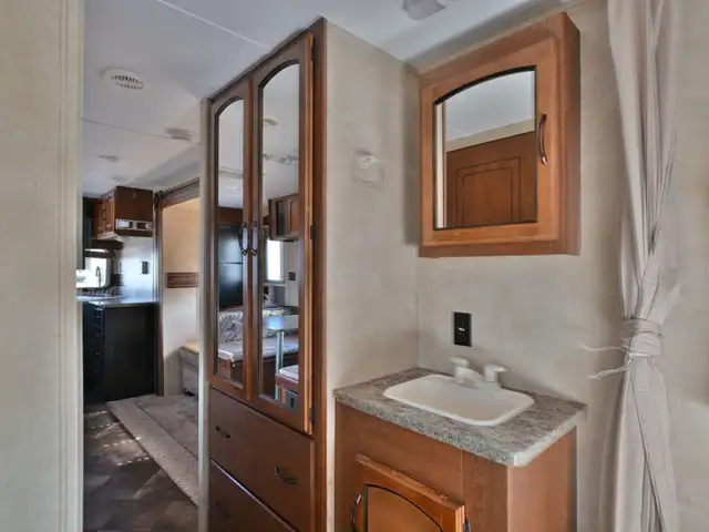 2013 Springdale 241 in Travel Trailers & Campers in St. Albert - Image 17
