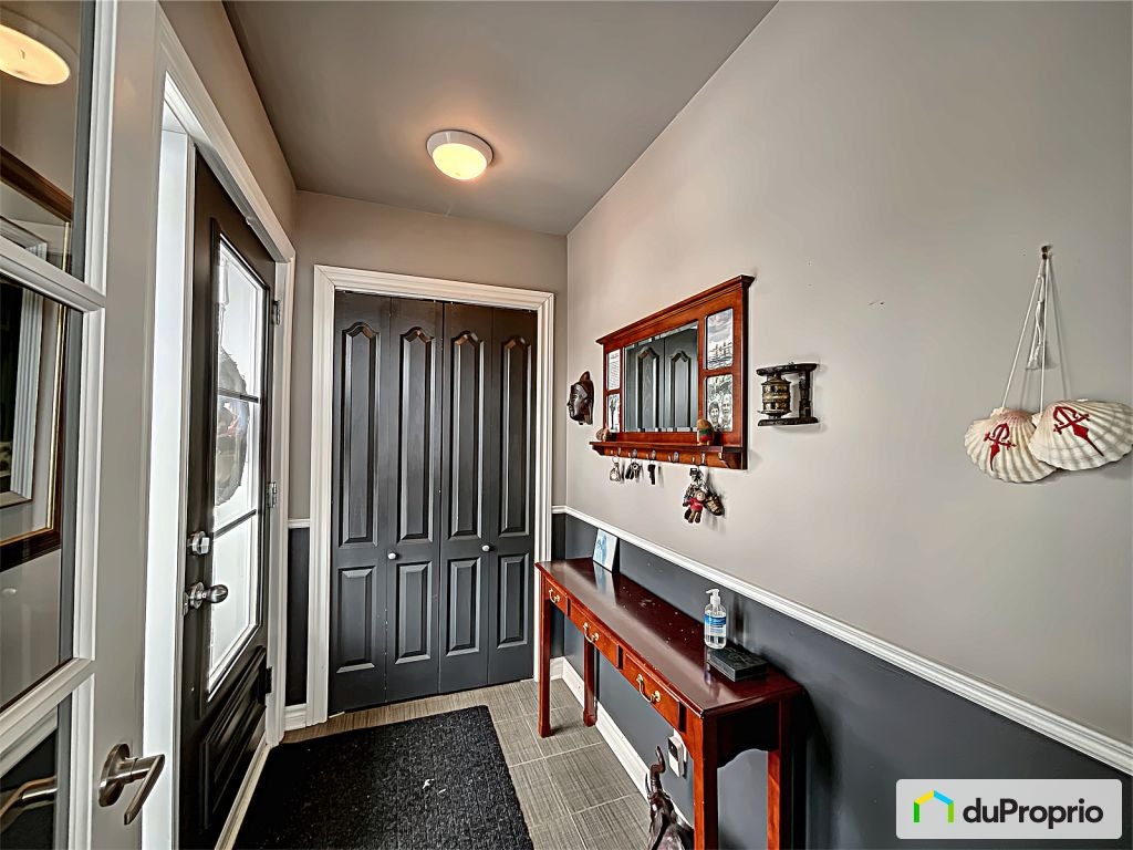 24e avenue — photo 2