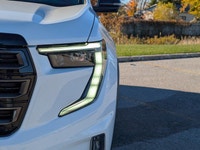 Trailering Package - Wireless Charging - Heated Steering Wheel - Heated Front Seats - Heated Wiper P... (image 6)