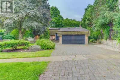 5 CARAVAN DRIVE Toronto (Banbury-Don Mills), Ontario
