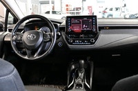 * Corolla * LE * Upgrade * 2022 * Mags * Toit ouvrant * Sièges chauffants * Air climatisé * Caméra d... (image 1)